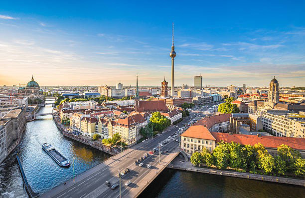 En Alemania existen infinitas oportunidades en la sanidad para: